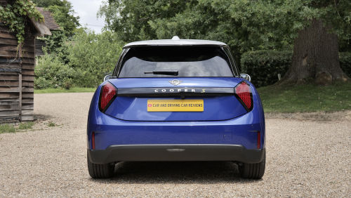 MINI COOPER ELECTRIC HATCHBACK 135kW E Classic [Level 2] 41kWh 3dr Auto view 15